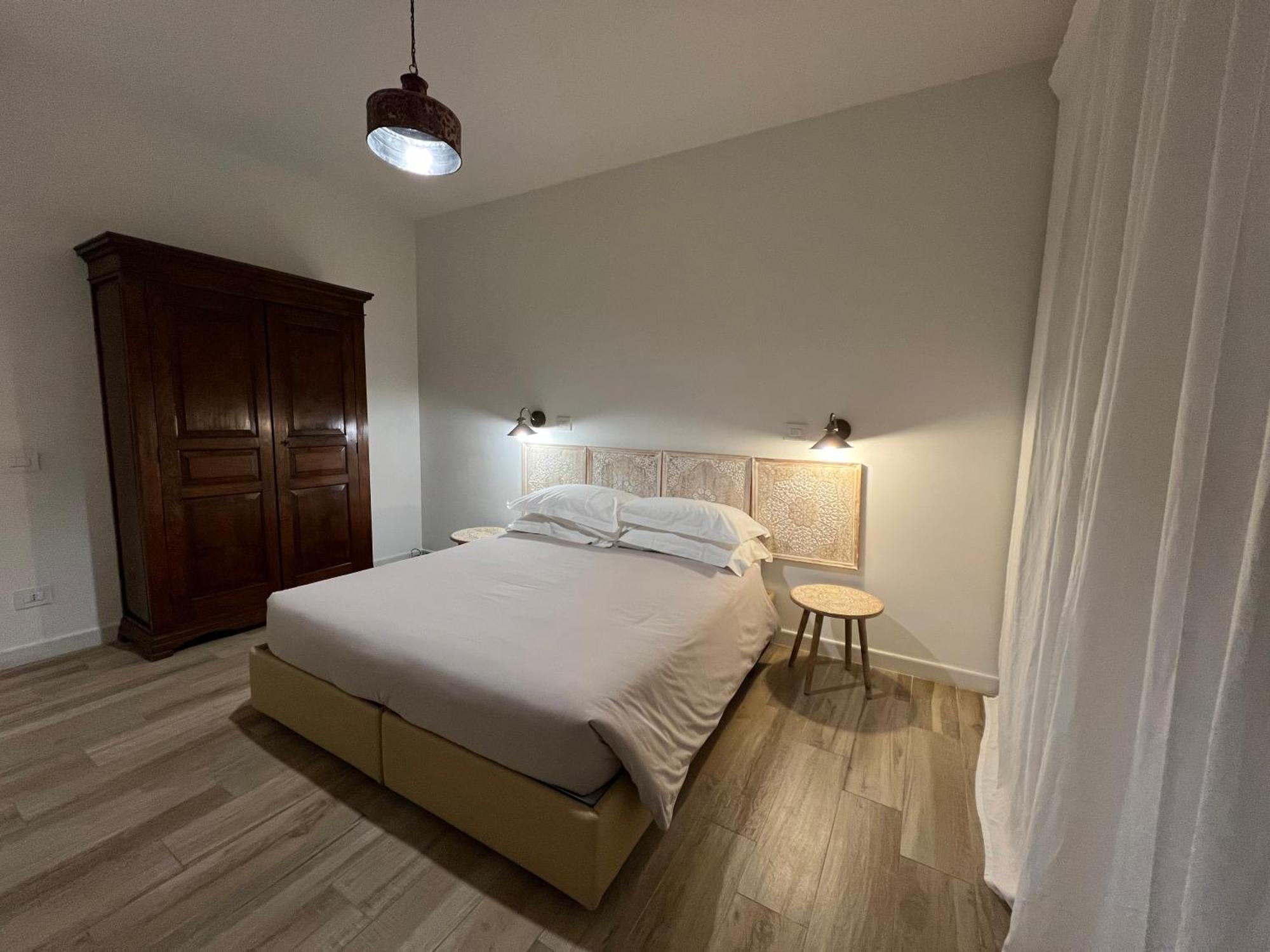 Bellhome 1 - Elegante Appartamento Nel Centro Di Bari Ngoại thất bức ảnh