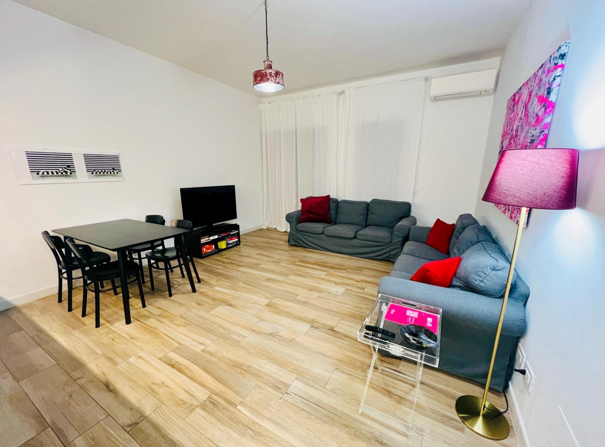 Bellhome 1 - Elegante Appartamento Nel Centro Di Bari Ngoại thất bức ảnh